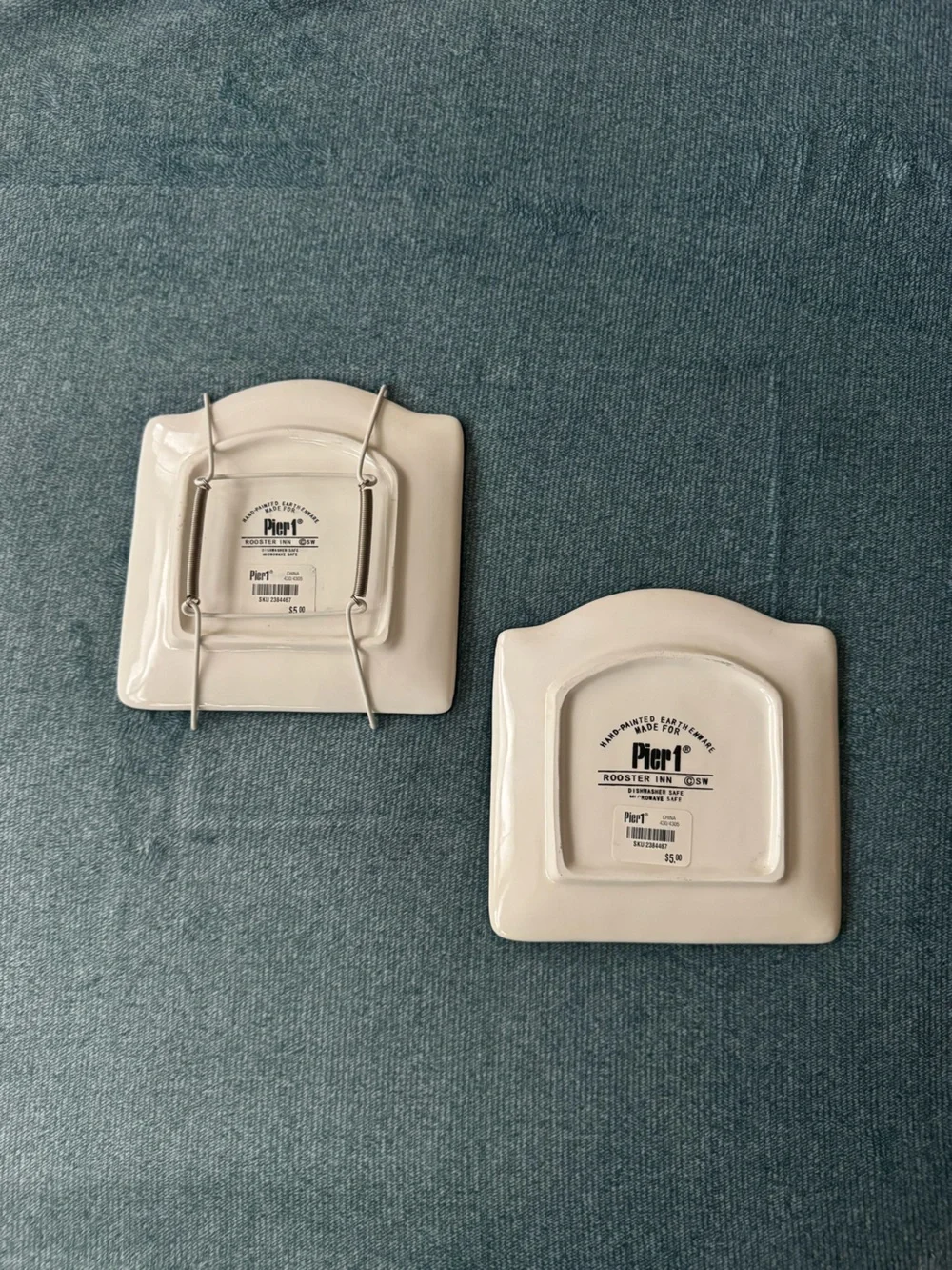 Pier 1 Set of Rooster/Chicken Wall Plaques